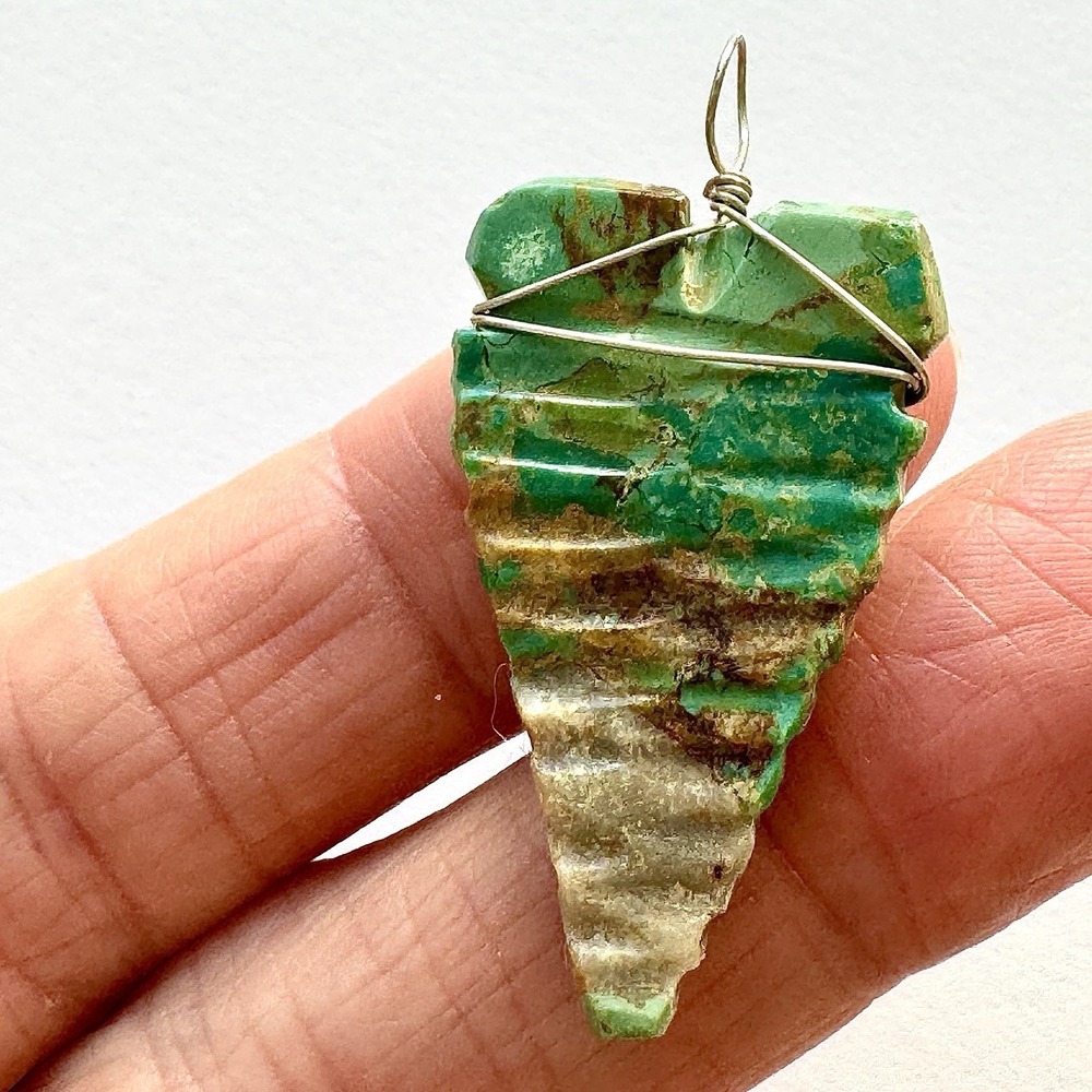 Navajo Arrowhead Pendant Turquoise 1.5in Fetish Hand Carved Native Am Sterling